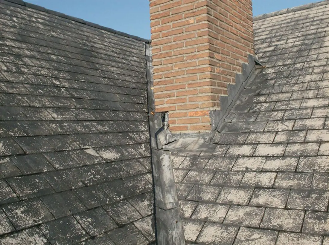 Dakrenovatie — project 17 — voor de werken